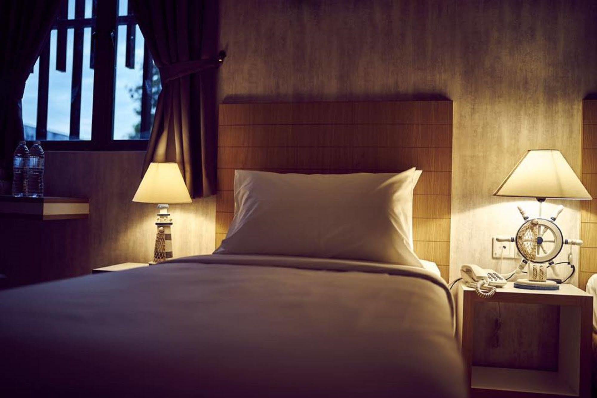 Lighthouse Hotel & Shortstay @ Damansara Uptown Petaling Jaya Exterior foto